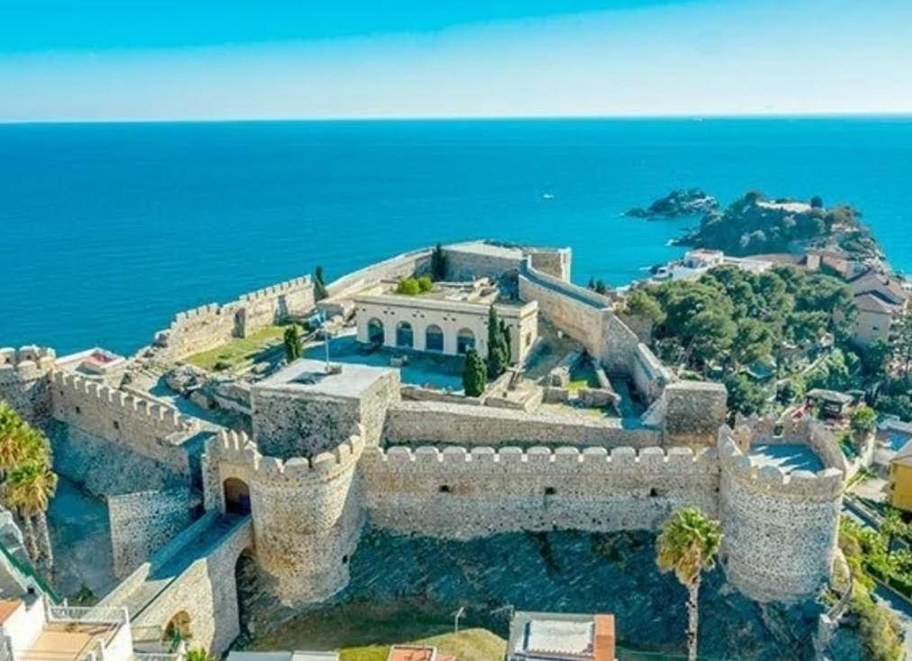 Apartamento Con Encanto Y Preciosas Vistas Junto A La Playa Almuñécar Kültér fotó